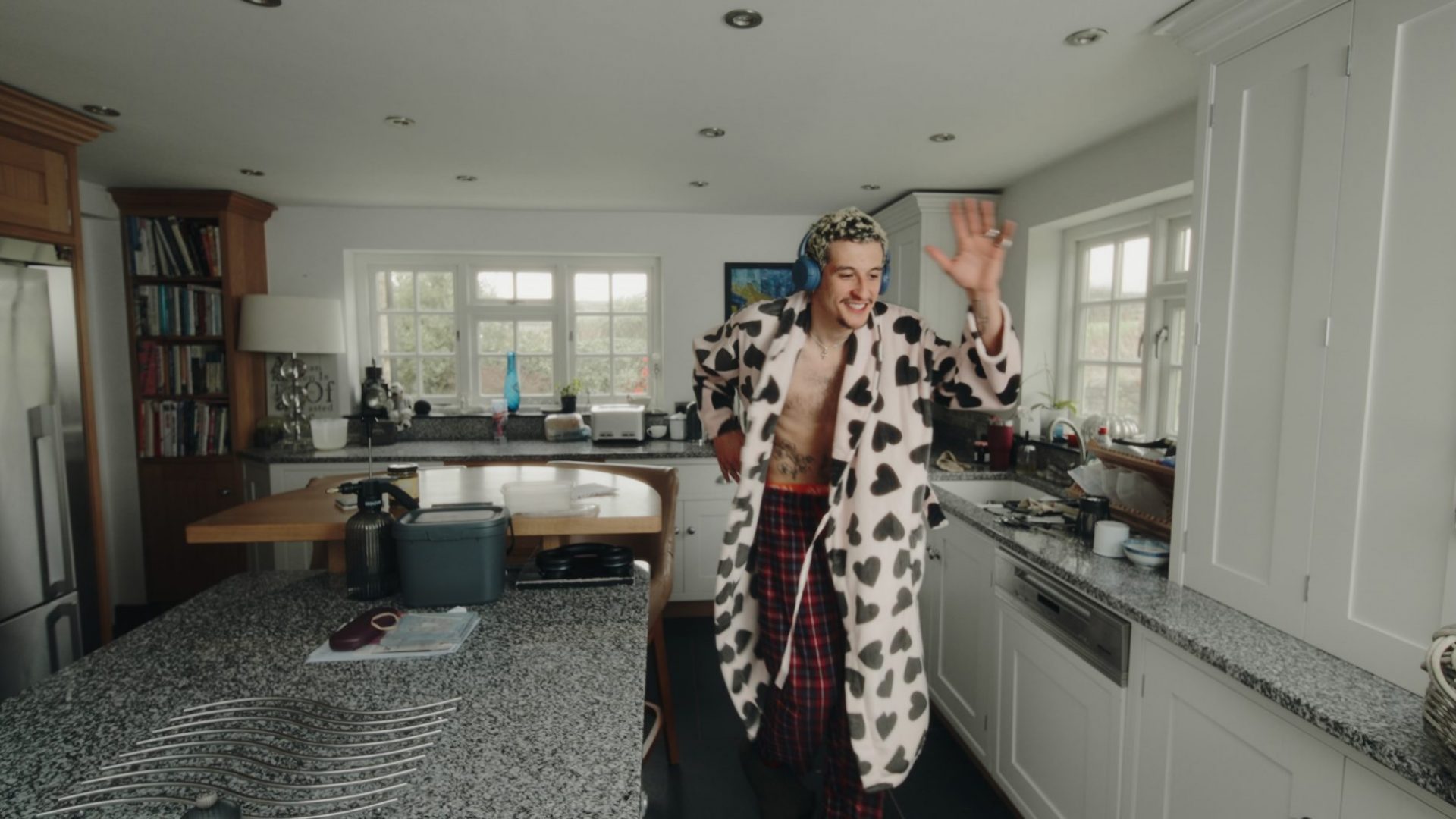 SheddedShortFilmExThumbnail_1.3.1_1.3.2